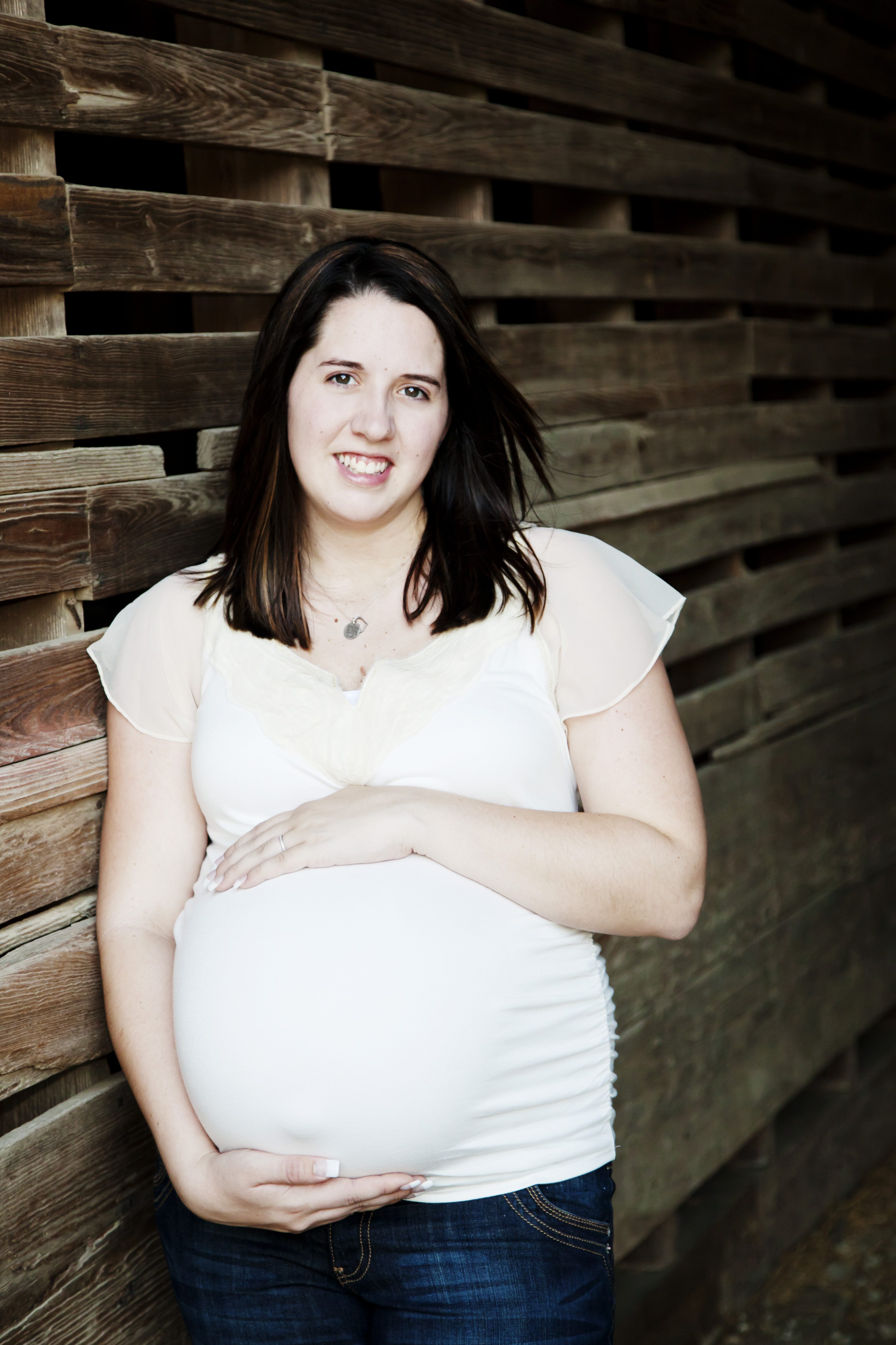 Maternity Pictures by Zan Berry Photography - Grace and Good Eats