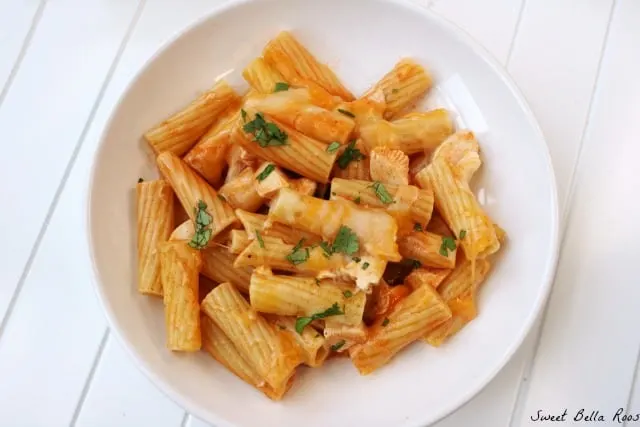 overhead view of bowl of baked chicken rigatoni