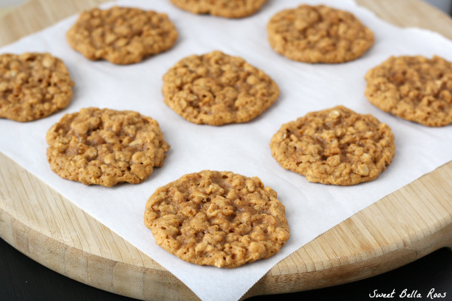Pumpkin Spice Chewy Oatmeal Cookies #recipe