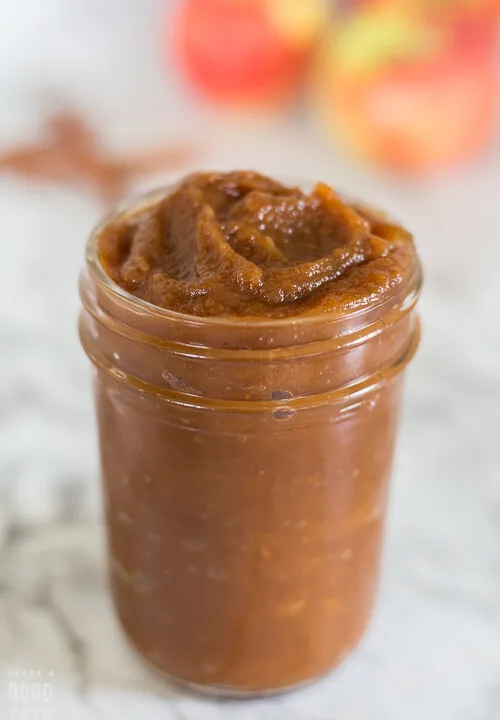 mason jar of pumpkin apple butter