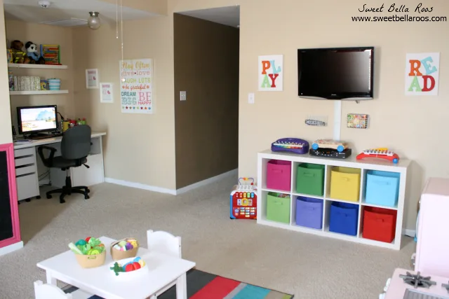 Tips & Tutorials to Create a DIY Budget Friendly Play Room #DIY