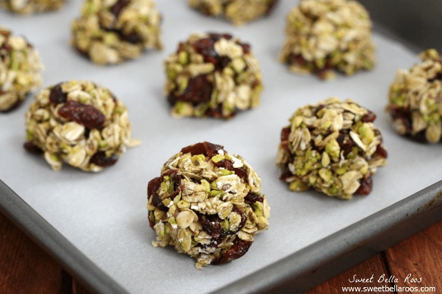 No Bake Cranberry Pistachio Energy Bites