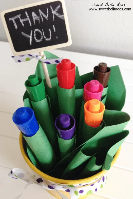 Easy Teacher Appreciation Gift- our teacher is ALWAYS in need of dry erase markers! Cute presentation