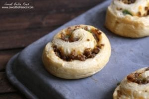 Spicy Sausage Breakfast Pinwheels