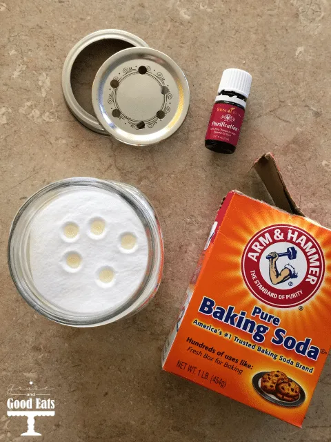 Make your own natural carpet deodorizer using just two ingredients: Young Living essential oils and baking soda.