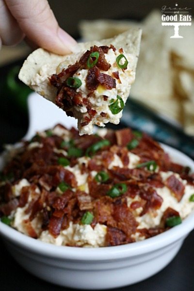 This cheddar bacon corn dip is the perfect appetizer! So addicting and full of delicious flavors!