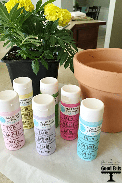 Super easy DIY Splatter Paint Planter- so cute for Mother's Day or teacher gift and great for kids to make!!