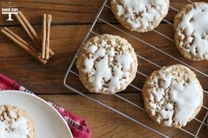 Old-Fashioned Iced Oatmeal Cookies