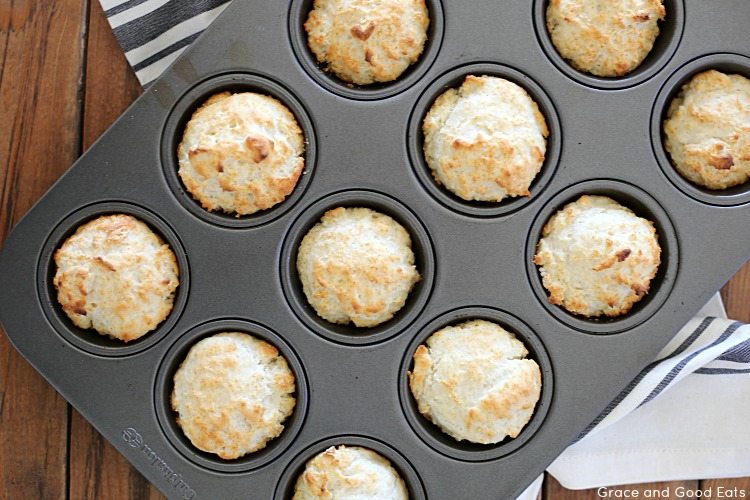 no knead biscuits in muffin tin
