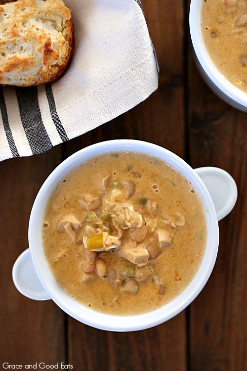 bowl of white chicken chili soup