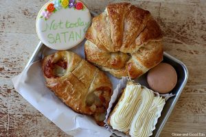 During a recent visit to Northwest Arkansas, I stopped at the Bentonville Baking Company for sweet treats and a quick lunch.  This bakery ended up being one of my favorite parts of the whole trip!