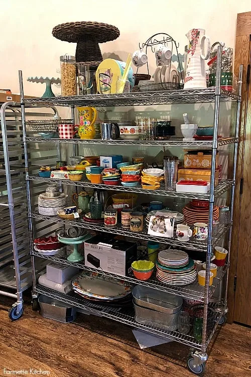 wire rack with food props